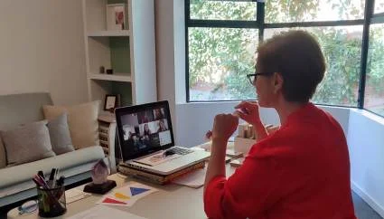 Curso de interpretación y lectura de Cartas de arcángeles impartido por Tere Aguayo